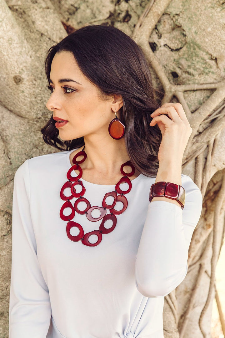 Tagua Amigas Earrings - Chestnut